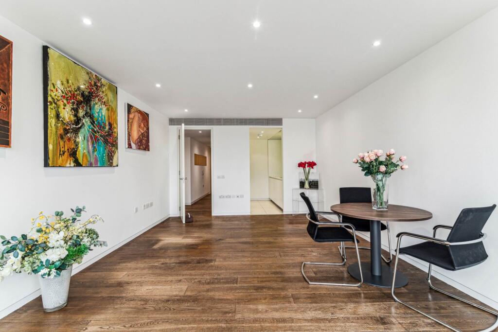 Albion Riverside, SW11