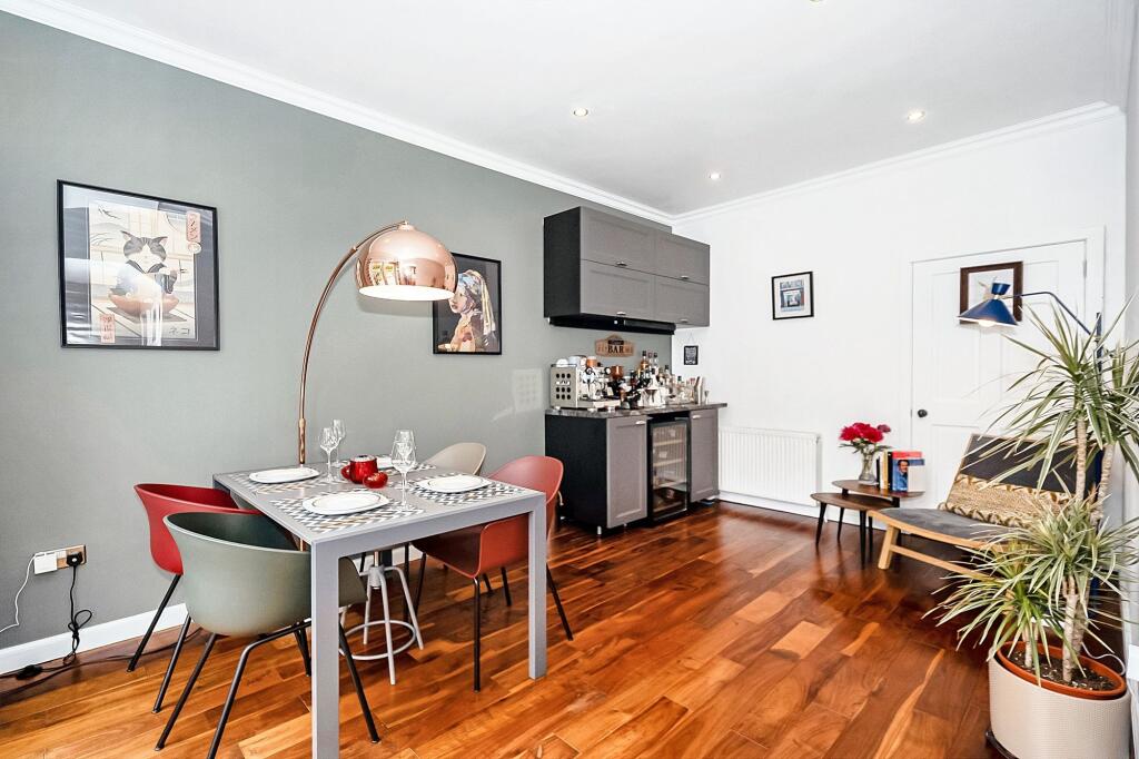 Dining/Family Room
