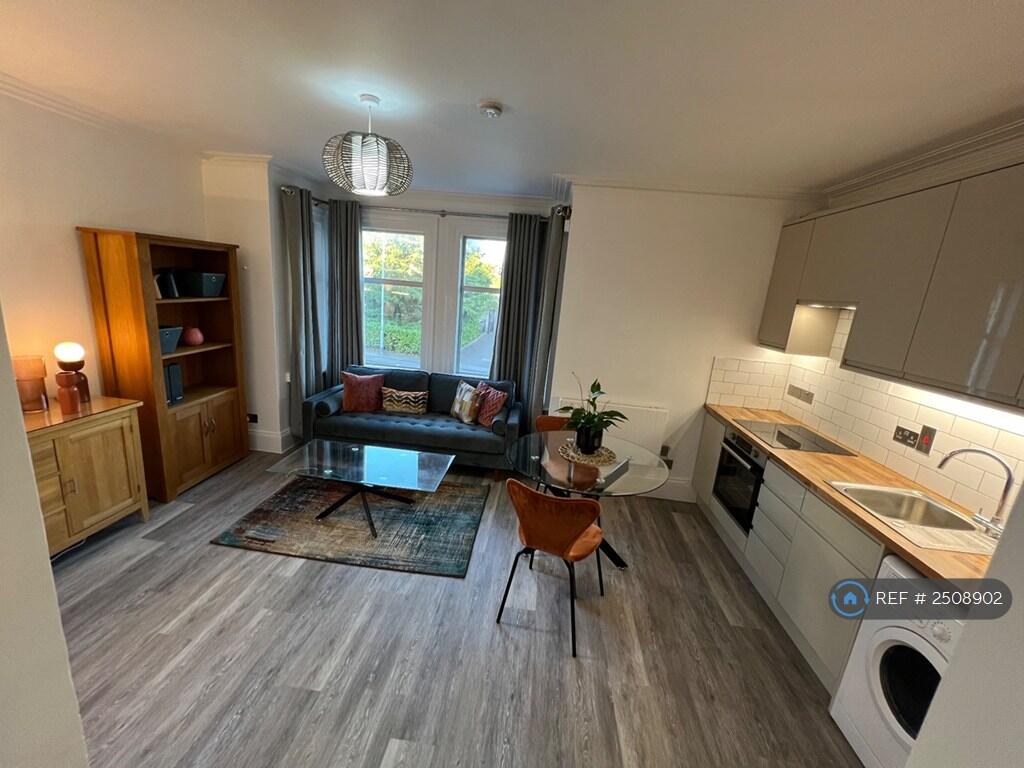 Open Plan Living Room With Quality Kitchen