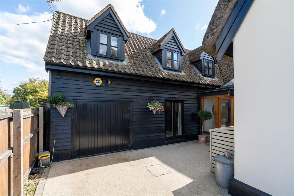 8 Isleham rd, Fordham-08143.jpg