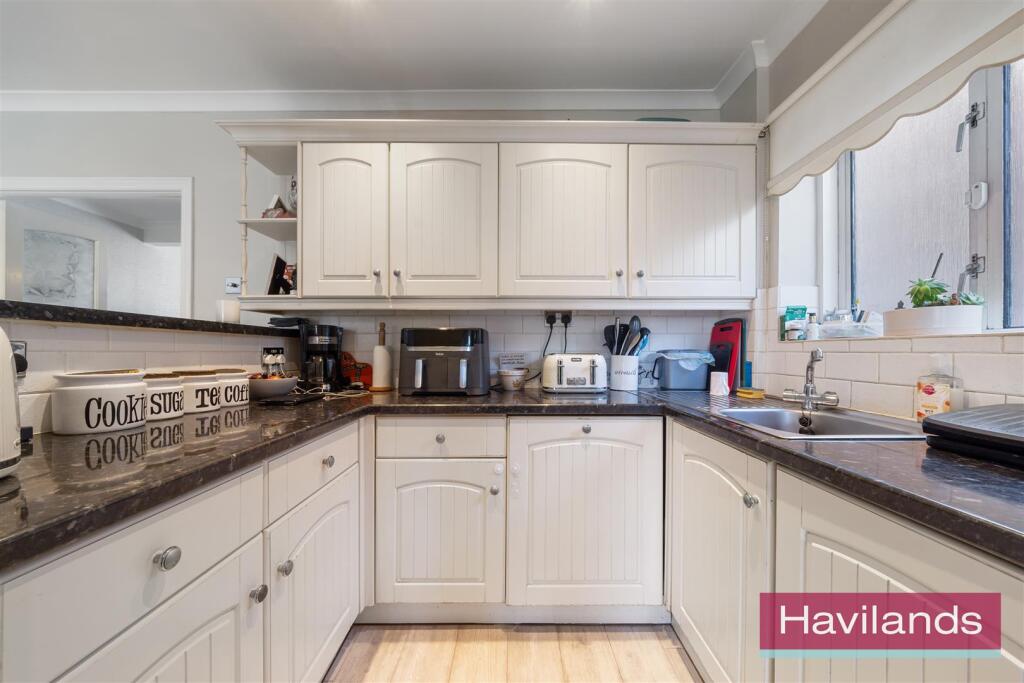 Fountains Crescent-12.jpg