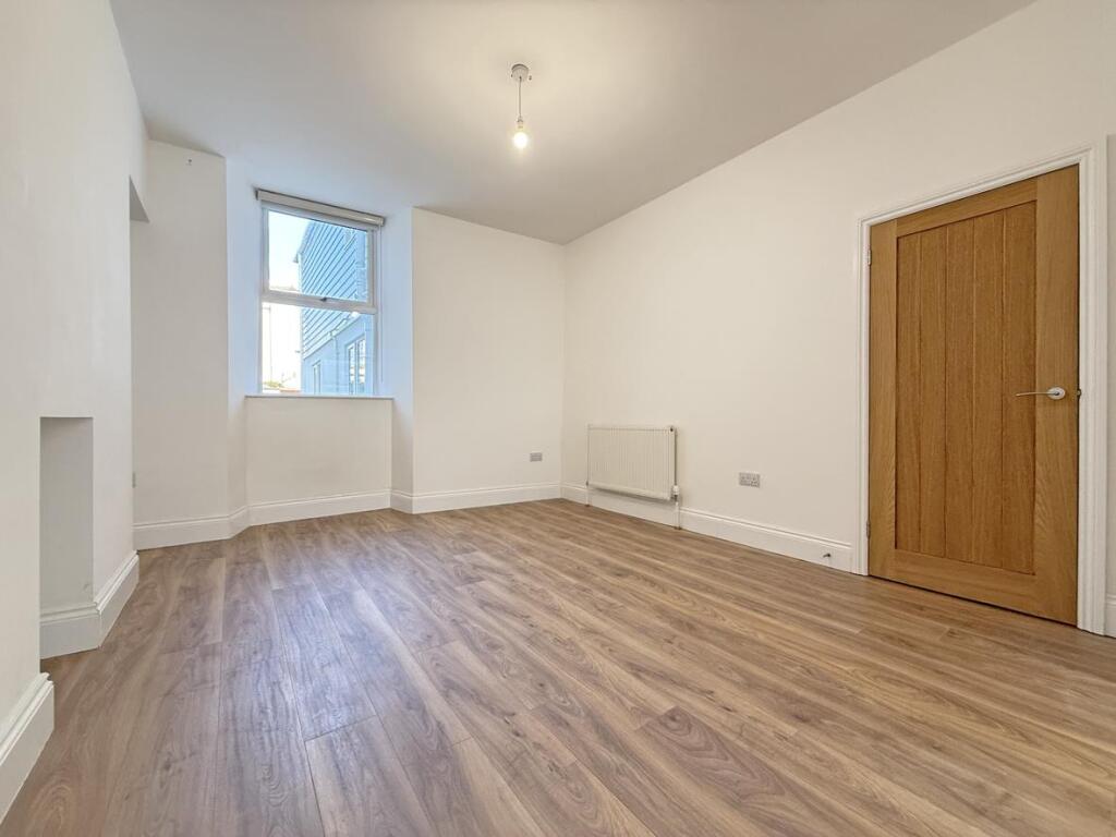 Waterloo Street 57 - Dining Room.jpg