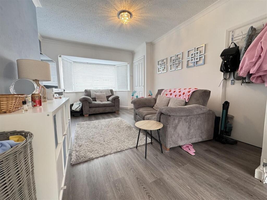 IMG_9048 (Large).JPG