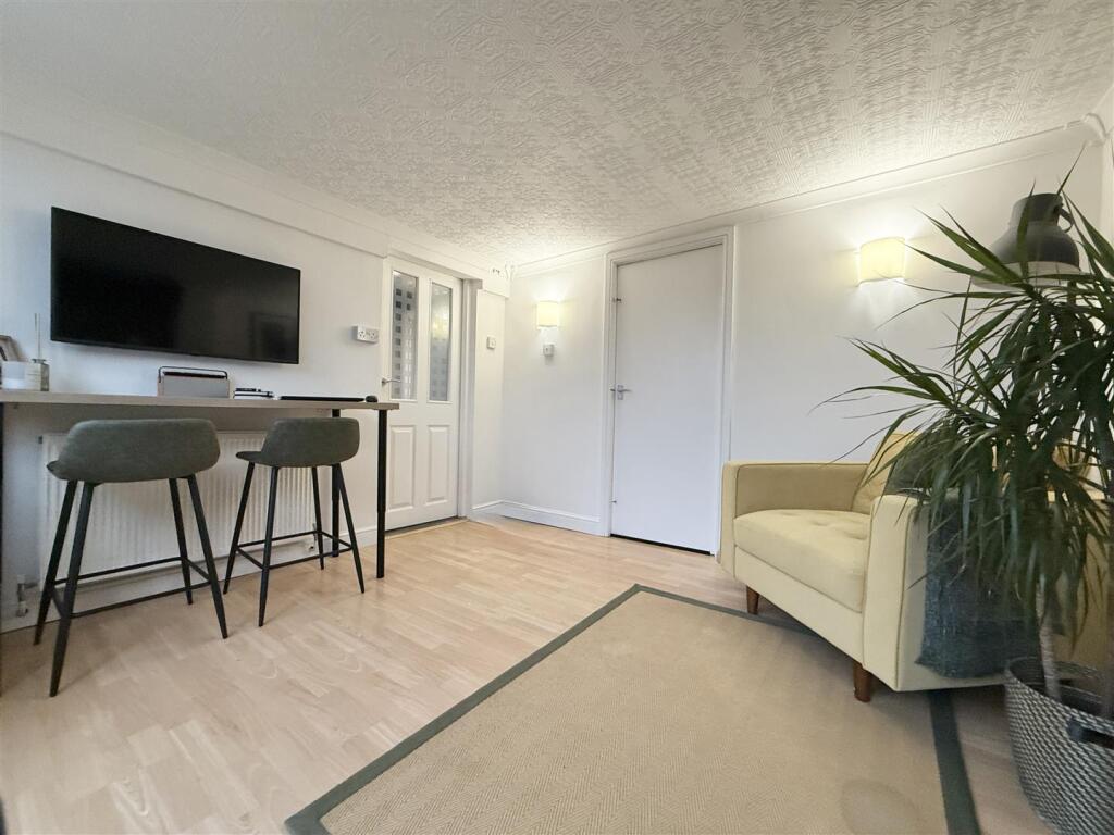 Home Office/Sitting Room