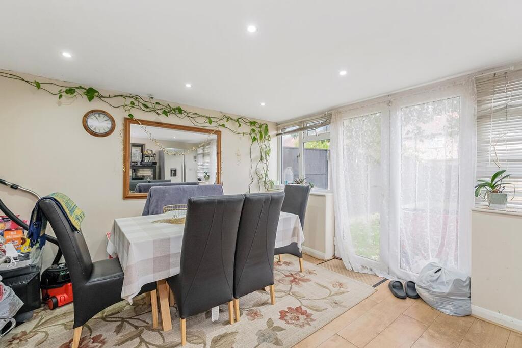 158 Bonham Road-12.jpg