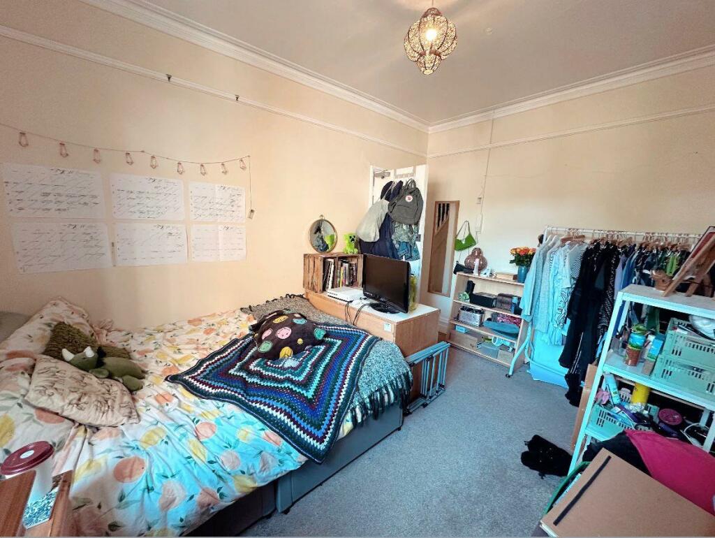 WhatsApp Image 2024-05-08 at 15.29.32.jpeg