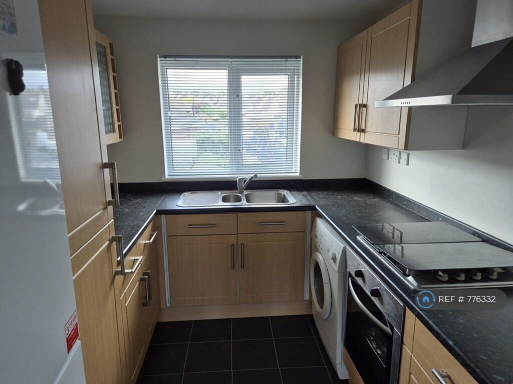 Kitchen (Primary)
