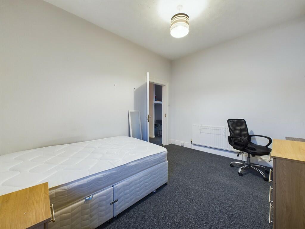 CAM03974G0-PR0066...