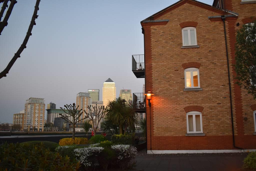 Exterior      .jpg