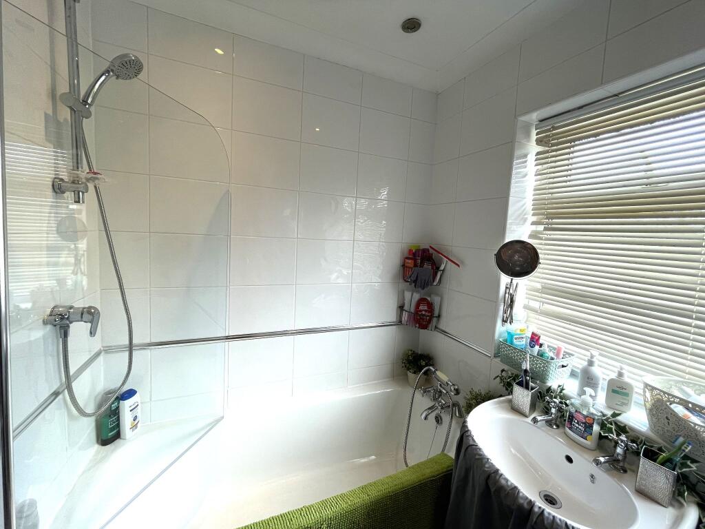 Photograph 7