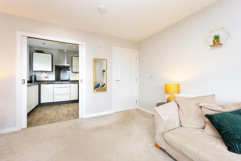 Lounge / Kitchen