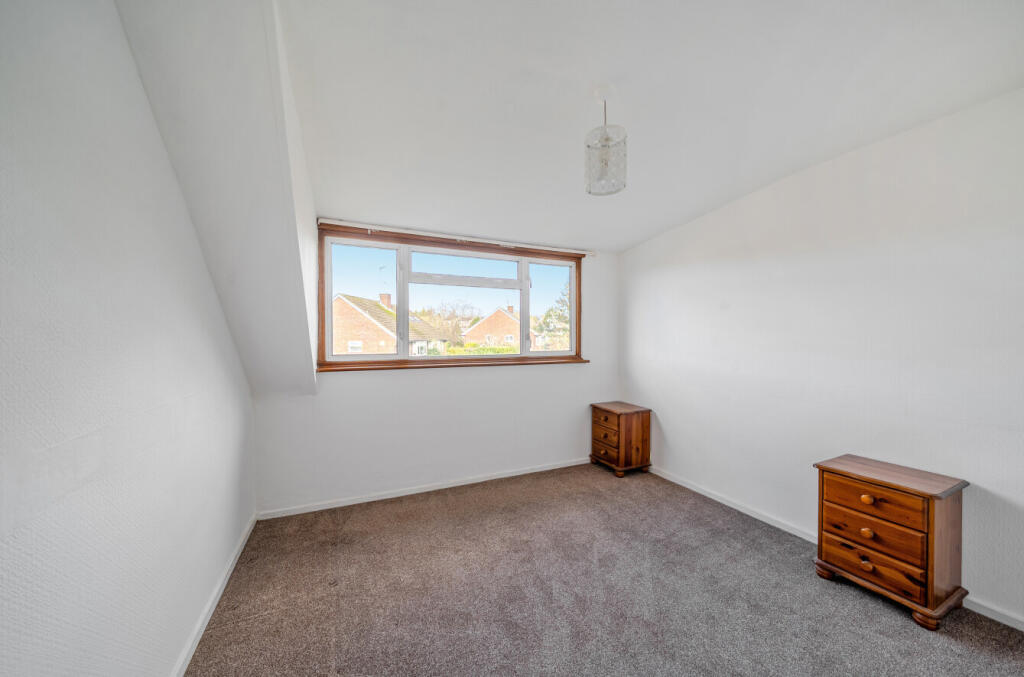 1384341-5-69259c2...