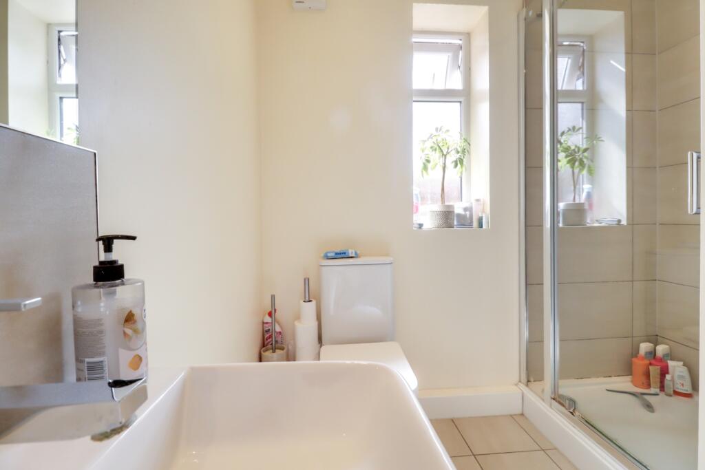 Ensuite