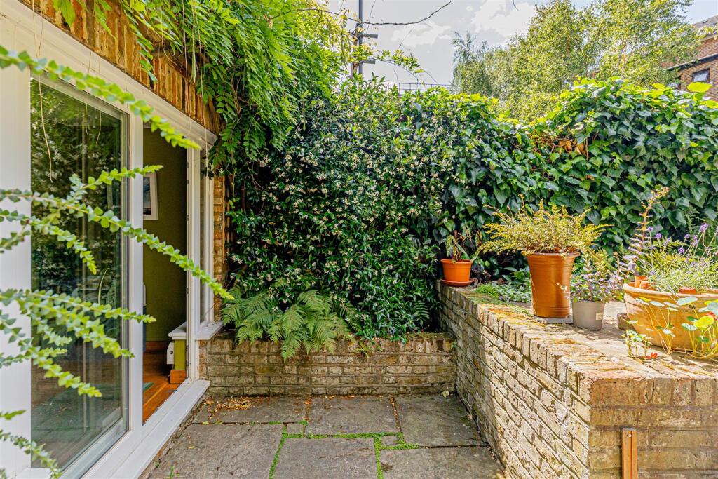 Crane Grove (31).jpg