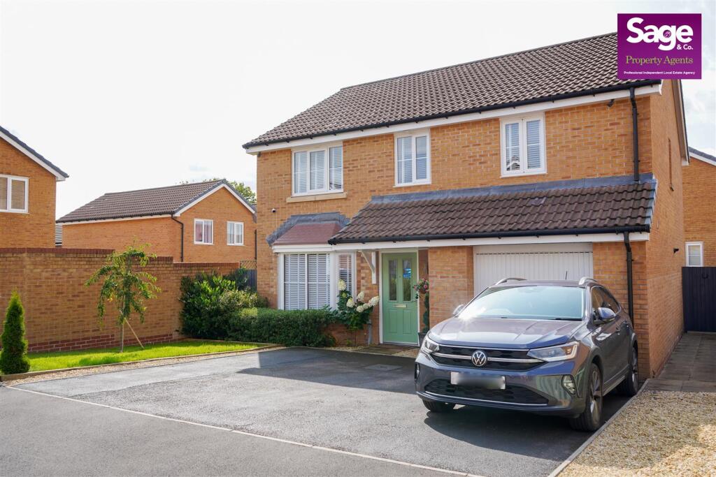 83 Cwrt Celyn -01 (1).jpeg