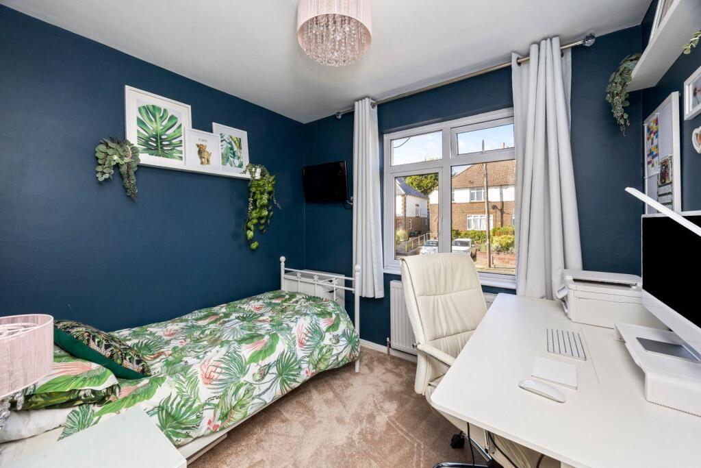 Easthill Drive 40 BEDROOM 3.jpeg