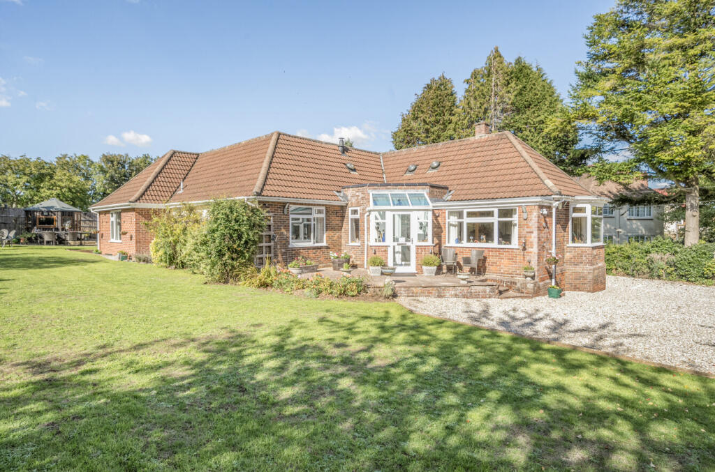 1358992-18-68d56a...