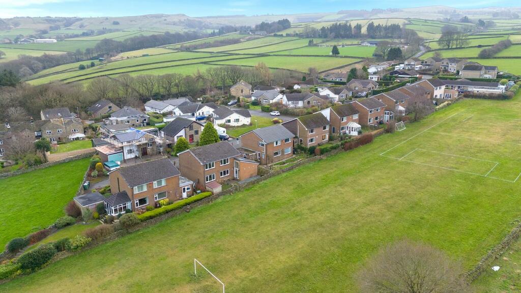 Far Field Ave, Hepworth - Rear elevation with view