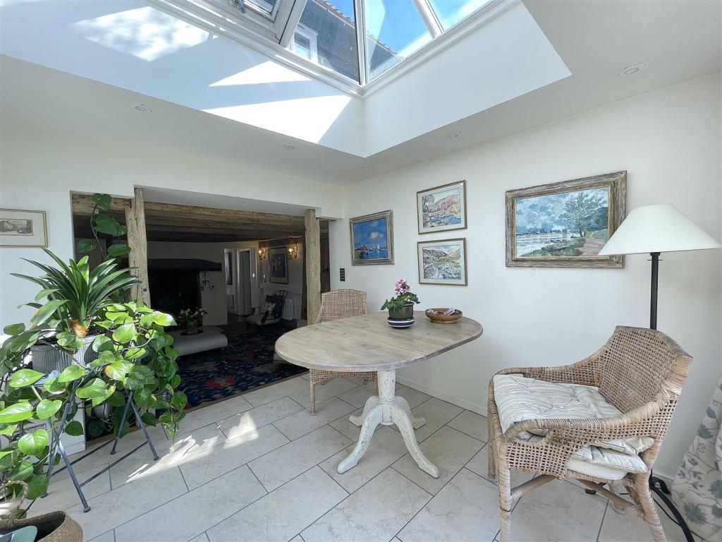 Garden Room (3).jpeg