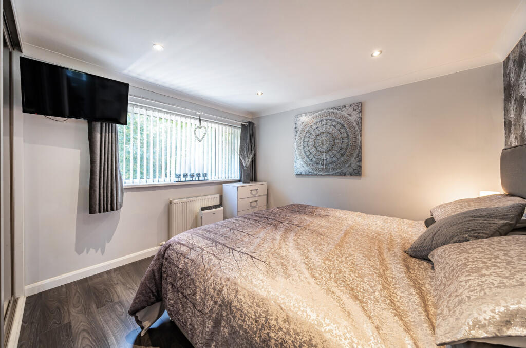 1344786-3-68a89da...