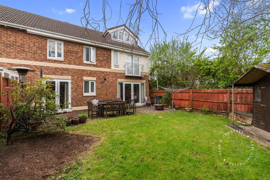 Allen Close, Hern and Crabtree (9).jpg