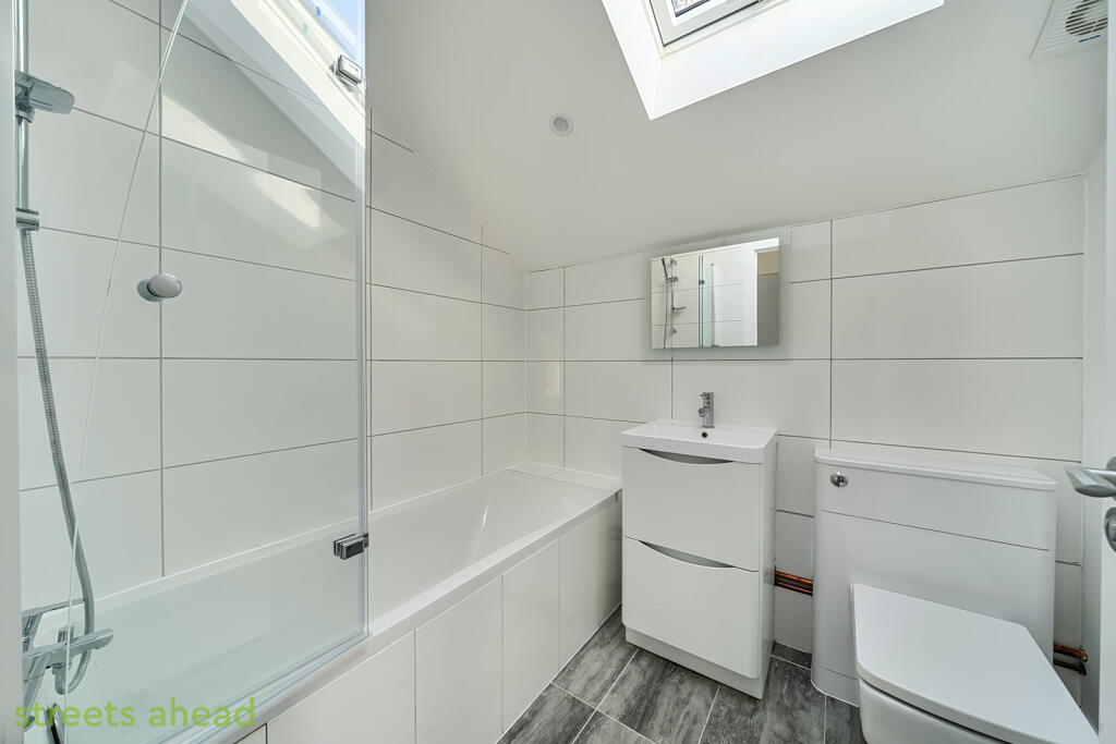 a19e69b1-d982-427...