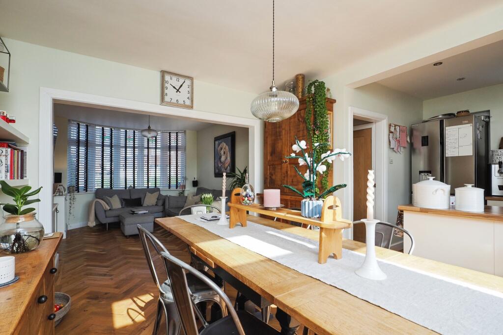 Kitchen Diner
