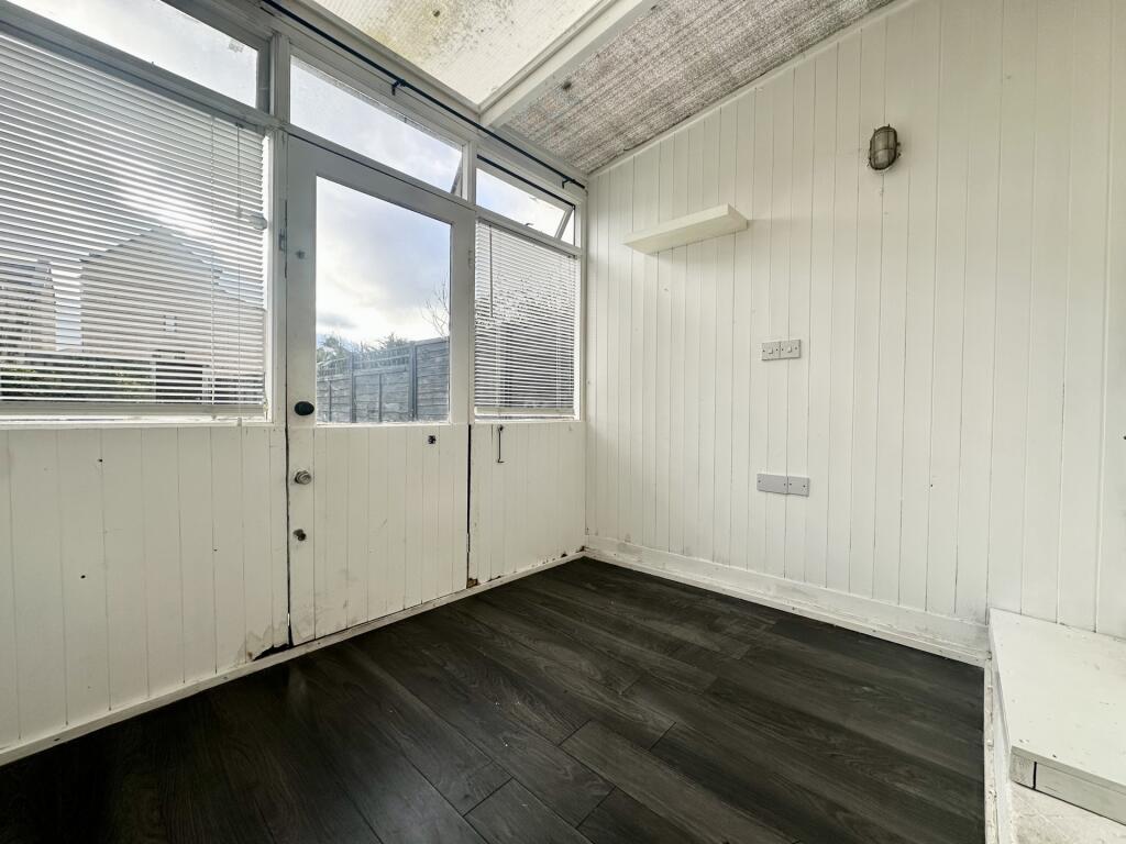 Lean-to