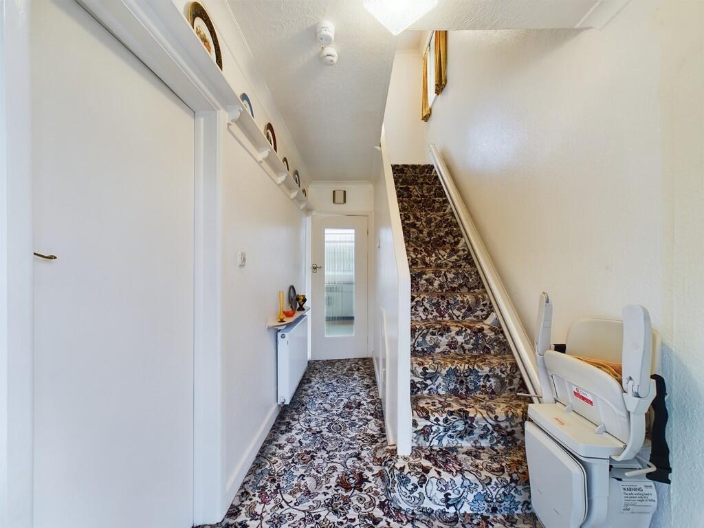 CAM02060G0-PR0272...