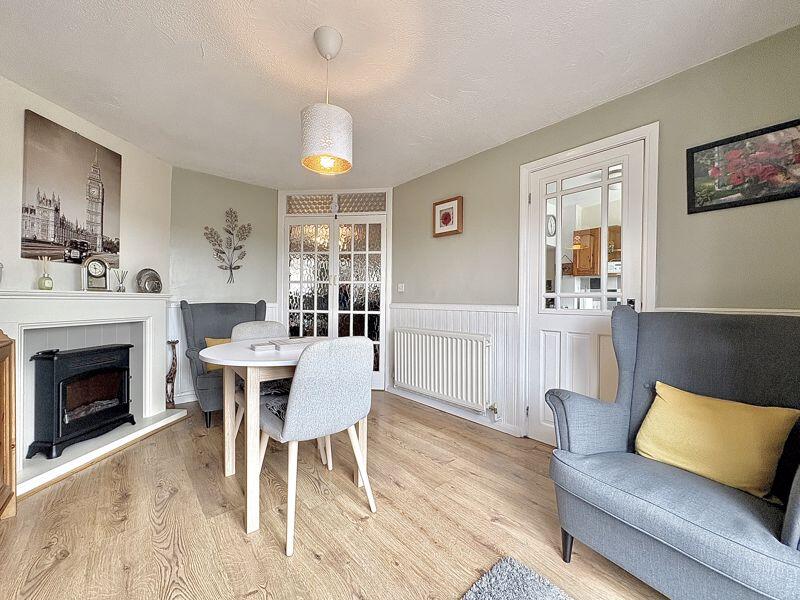 SITTING ROOM