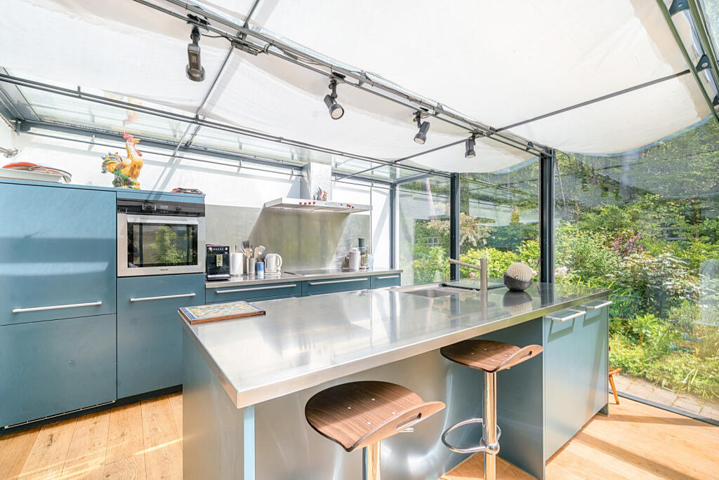 1299725-10-6839cc...