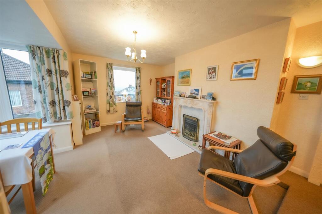 LOUNGE THROUGH DINING AREA