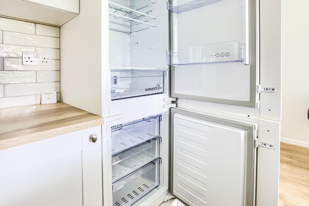 Fridge freezer