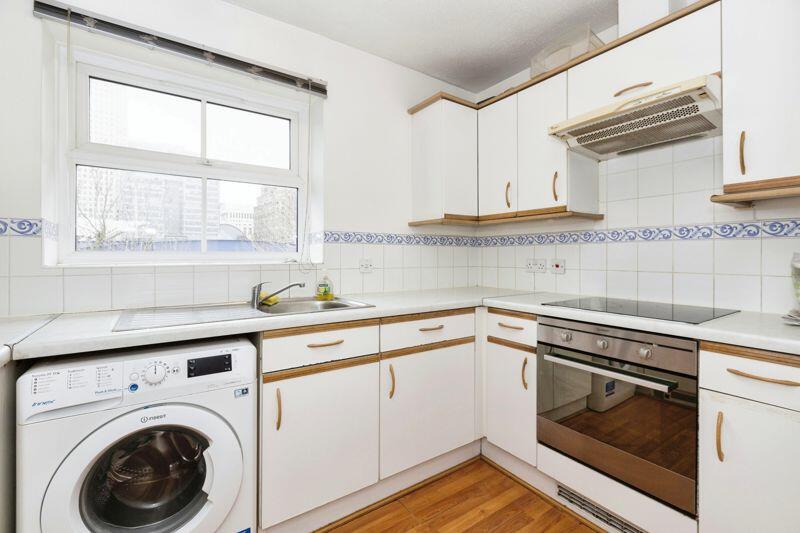 Kitchen (2)