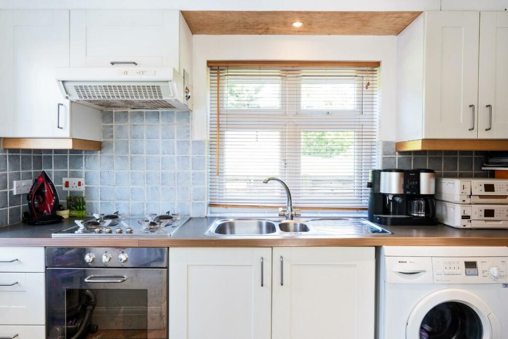 7 Bailbrook Lane, Bath BA1 7AH-22.jpg