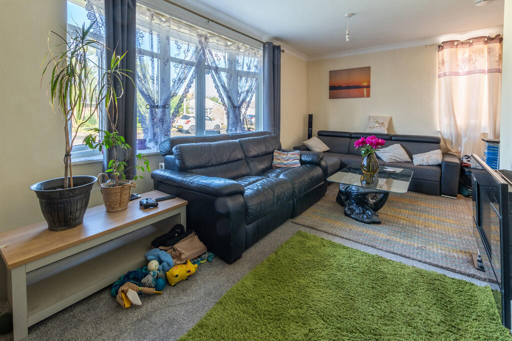 25 Oakleigh Road-...