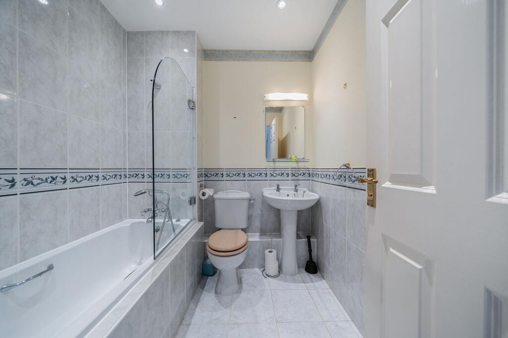 Davidson Frost-Wellings, DFW, Edgware, Castleham C