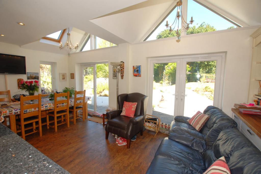Kitchen/Dinning Room