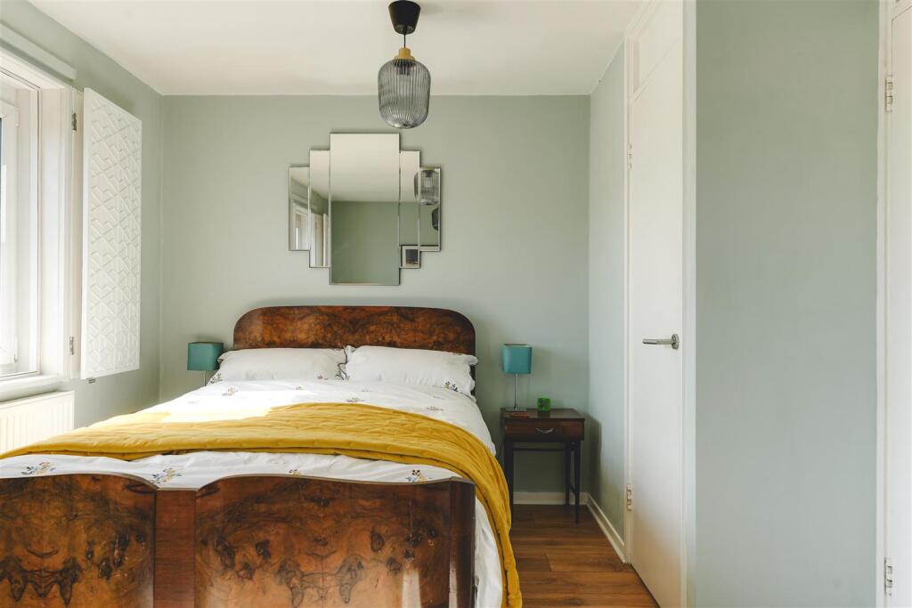 Halidon Close-26.jpg