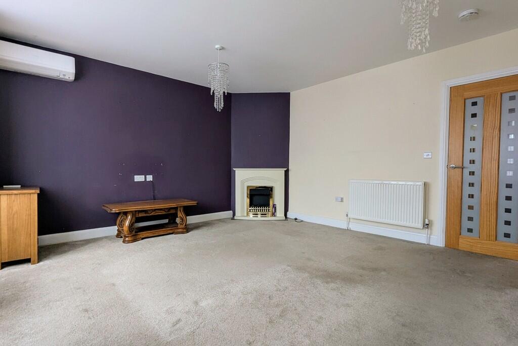 Lounge C