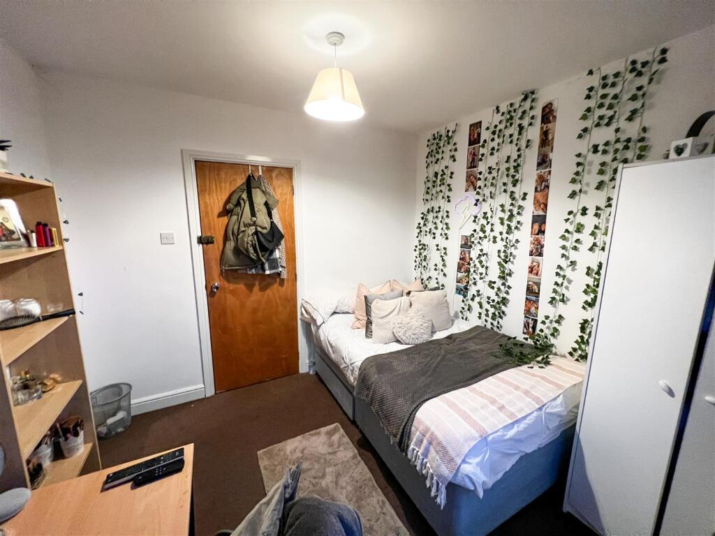19 Denham Road_-6.jpg