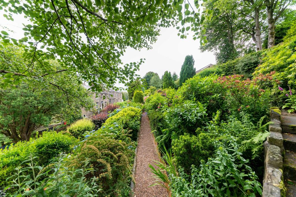 POTENTIAL BUILDING PLOT