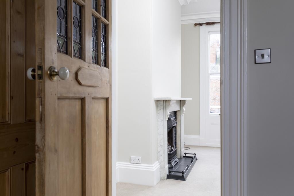48_East_Mount_Road_27