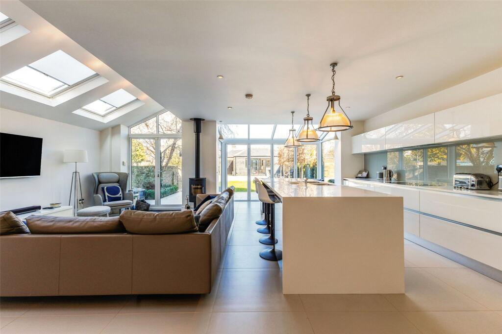 Kitchen/Diner/Family