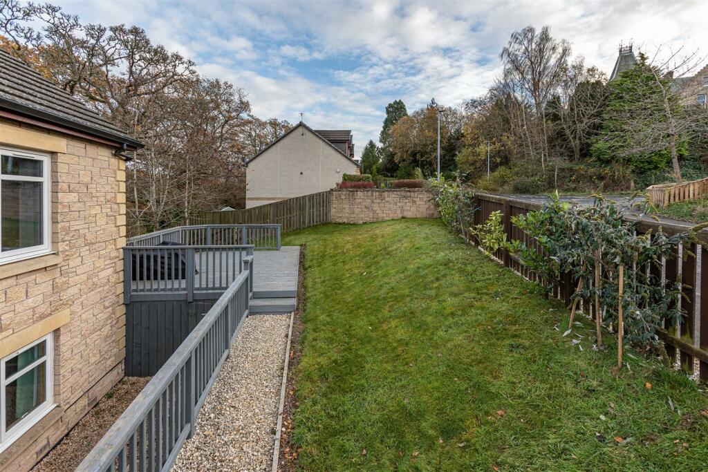 3 William Law Gardens Galashiels 68.JPG