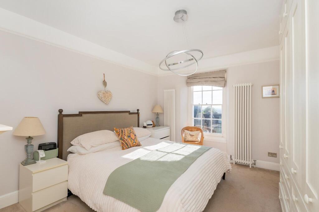 1H7RCN - Bedroom B.jpg