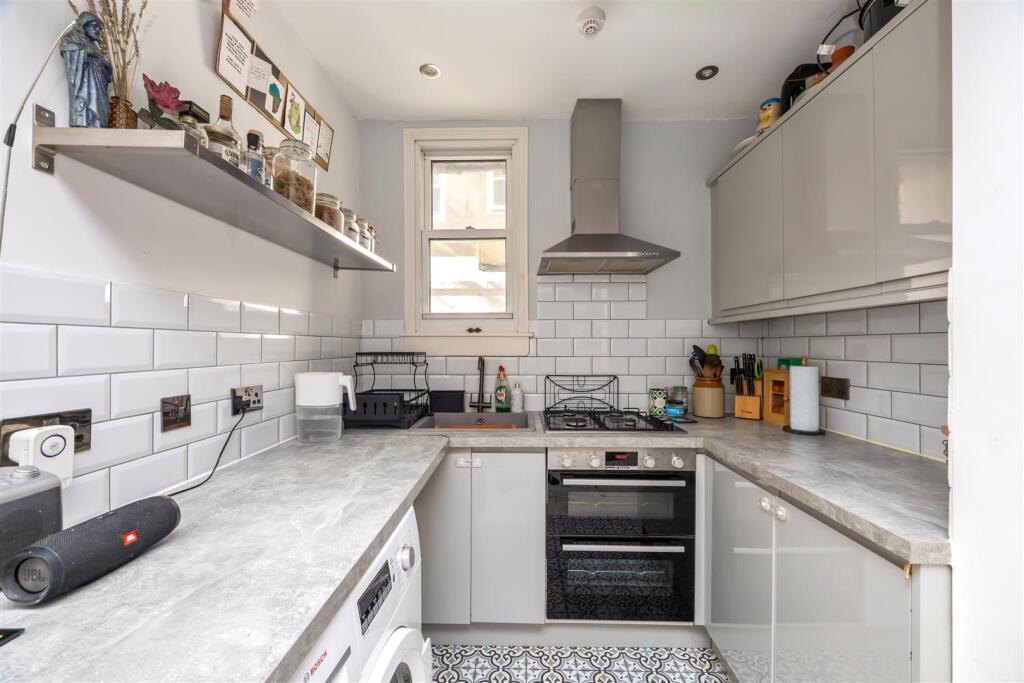 St Aubyns 59A-008.jpg