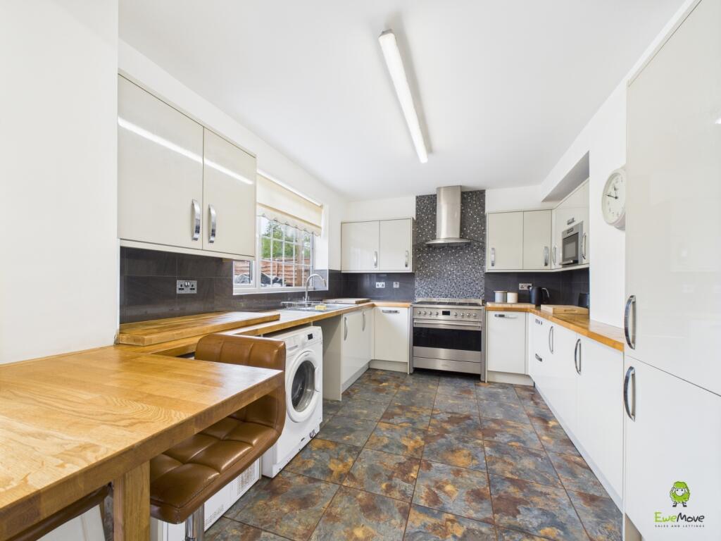 CAM02615G0-PR0097-STILL007