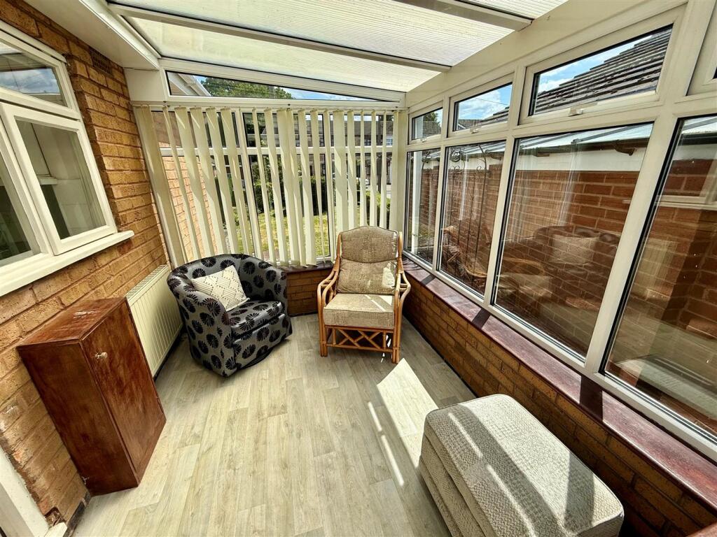 WR9 Conservatory.jpg