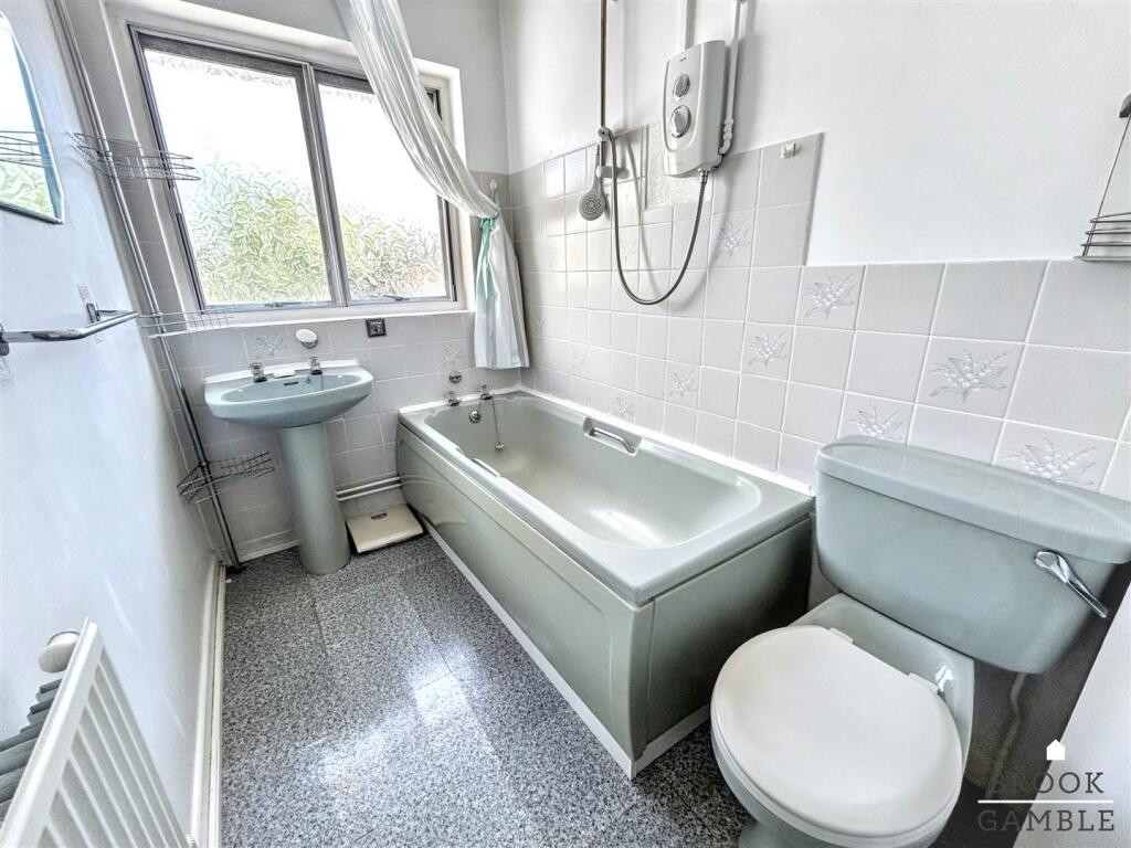 01323 438506